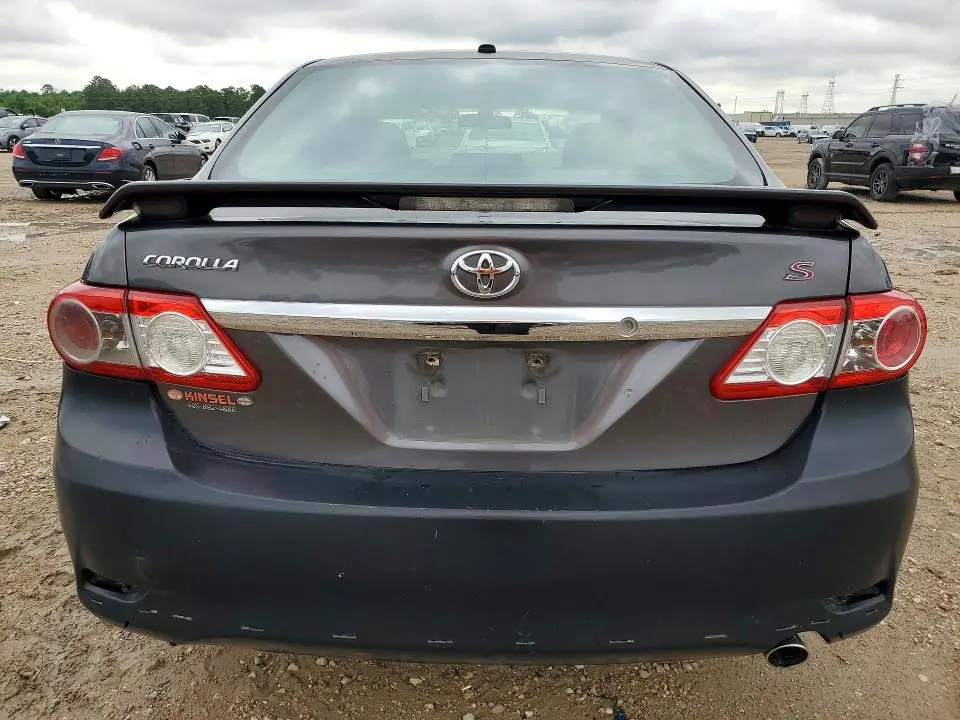 2013 TOYOTA COROLLA S  