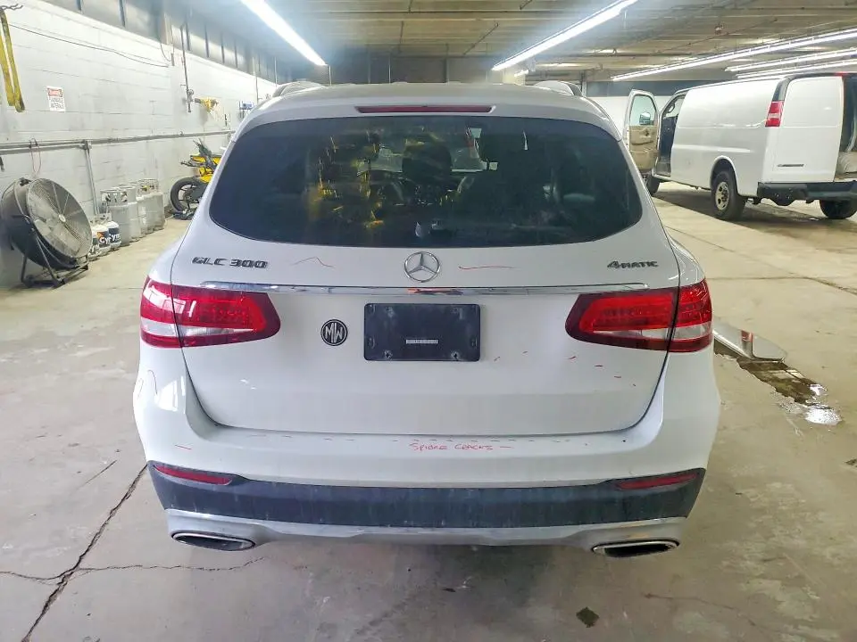 2018 MERCEDES-BENZ GLC 300 4MATIC  
