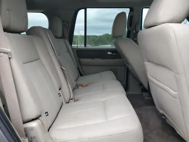 2010 FORD EXPEDITION XLT  