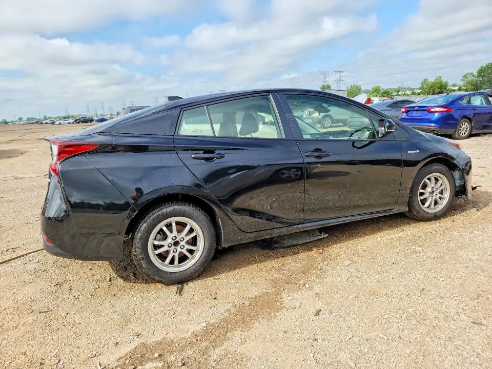 2021 TOYOTA PRIUS LE  