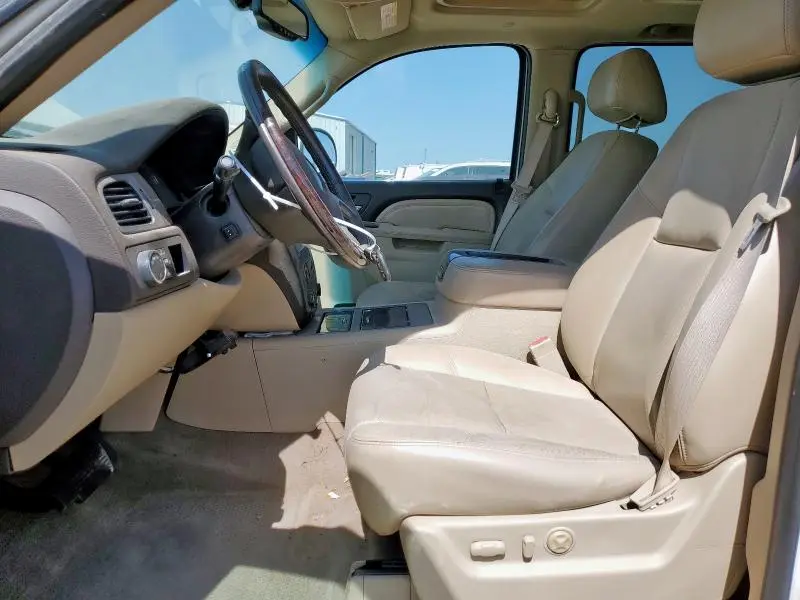 2010 GMC YUKON XL DENALI  