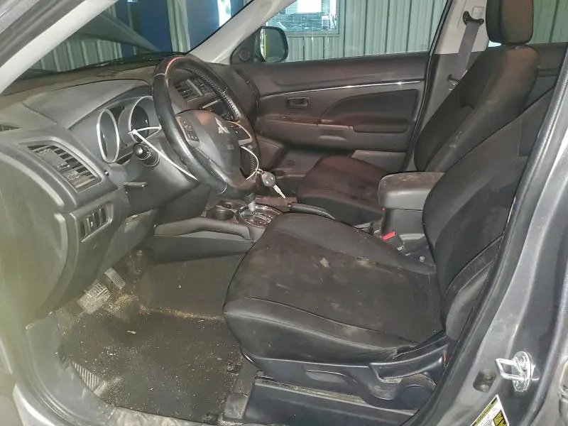 2015 MITSUBISHI OUTLANDER SPORT ES  