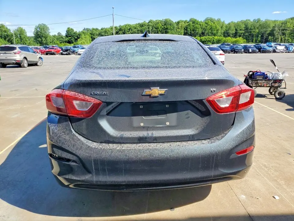 2018 CHEVROLET CRUZE LT  