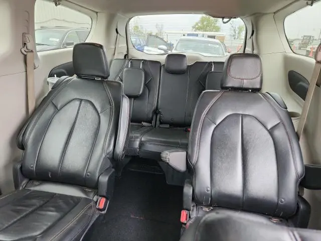 2017 CHRYSLER PACIFICA TOURING L  