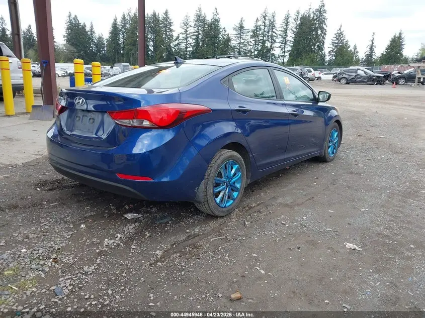 2015 HYUNDAI ELANTRA SE