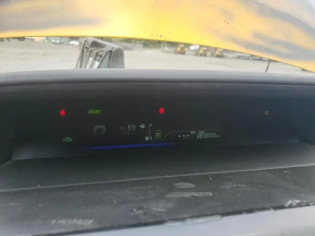 2016 TOYOTA PRIUS V   