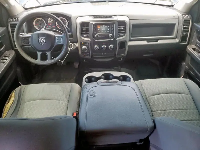 2016 RAM 1500 ST  