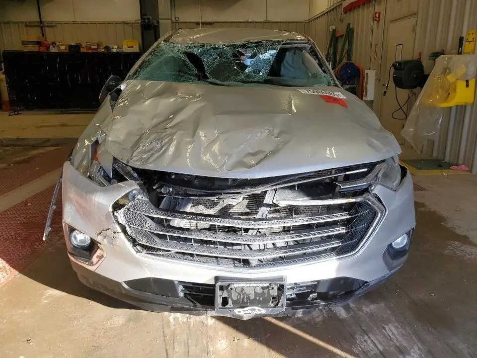 2021 CHEVROLET TRAVERSE LT  