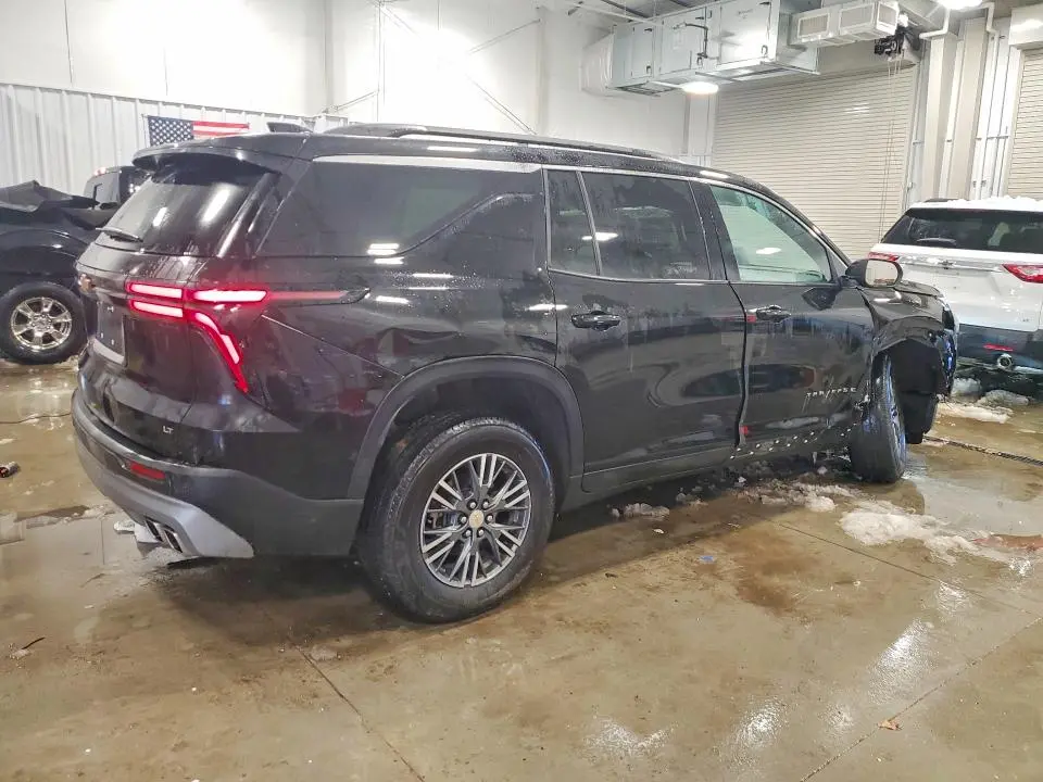 2024 CHEVROLET TRAVERSE LT  