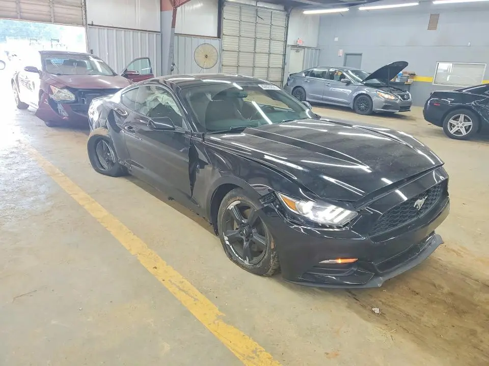 2017 FORD MUSTANG BASE  
