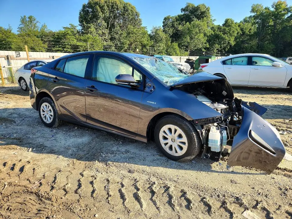 2019 TOYOTA PRIUS LE  