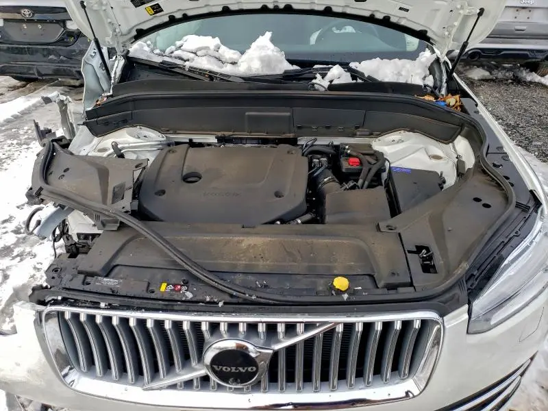 2024 VOLVO XC90 PLUS  