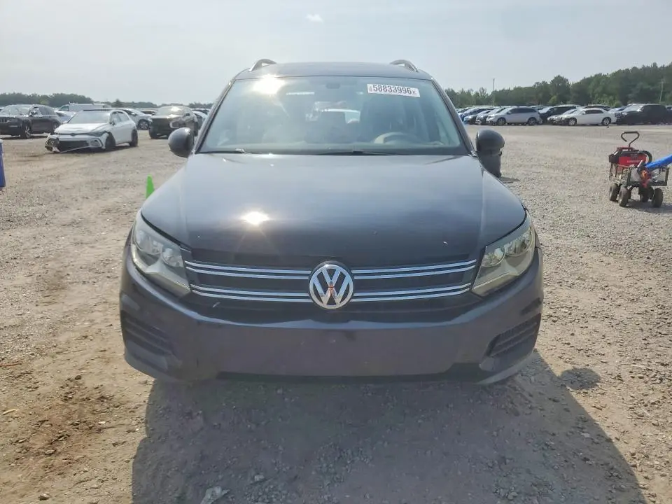 2017 VOLKSWAGEN TIGUAN S  