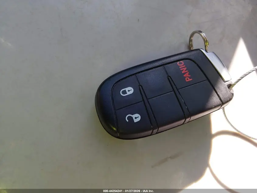 2021 JEEP GRAND CHEROKEE LAREDO E 4X2