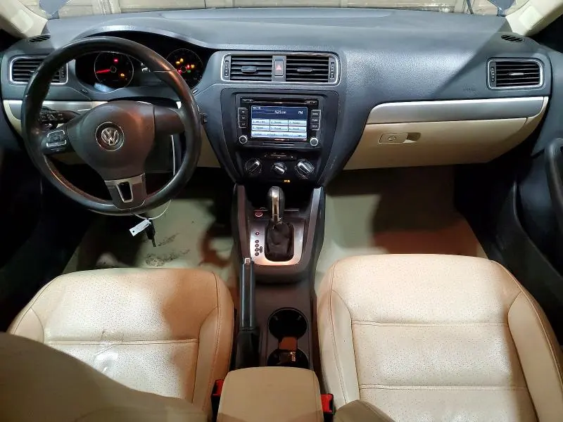 2014 VOLKSWAGEN JETTA SE  