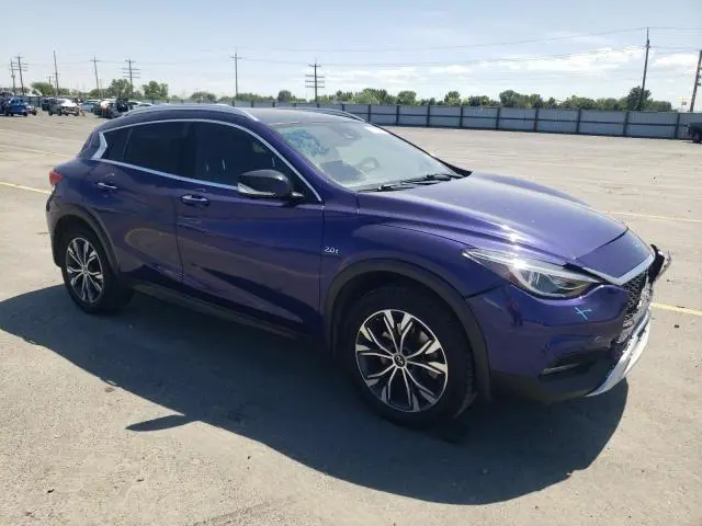 2017 INFINITI QX30 BASE  