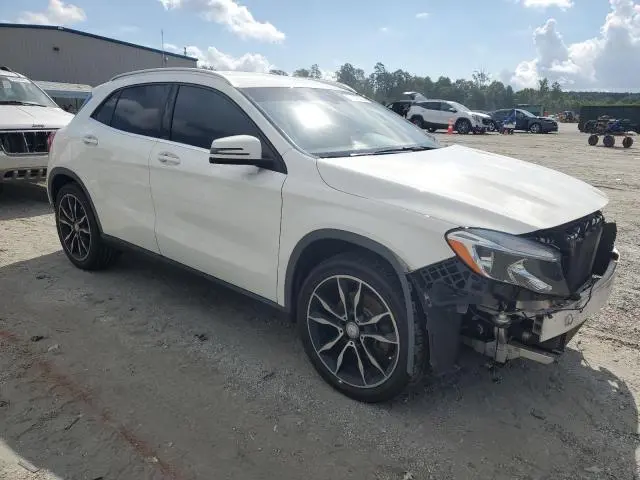 2017 MERCEDES-BENZ GLA 250  