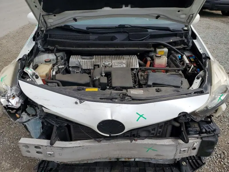 2015 TOYOTA PRIUS   