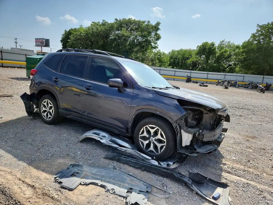 2019 SUBARU FORESTER PREMIUM  
