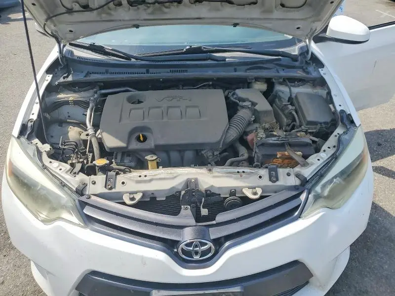 2015 TOYOTA COROLLA LE PLUS  
