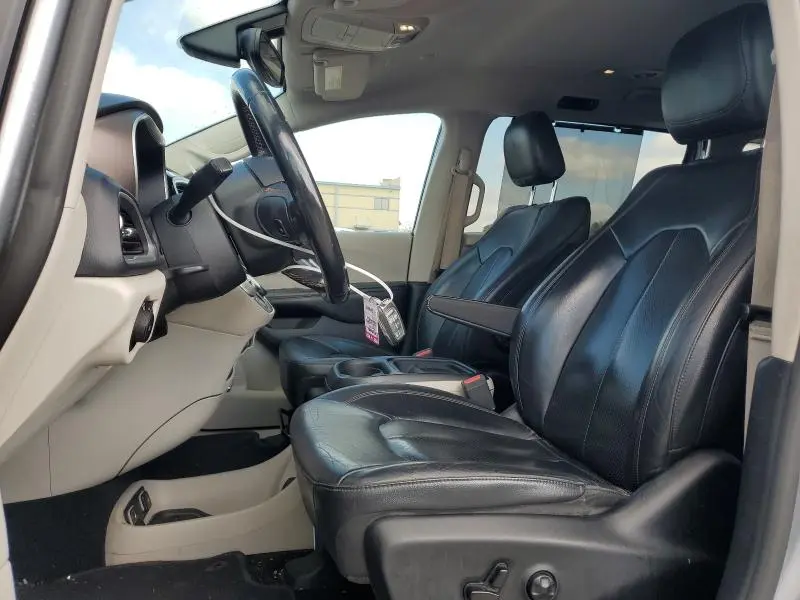 2019 CHRYSLER PACIFICA TOURING L  