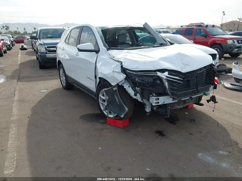 2024 CHEVROLET EQUINOX FWD LT