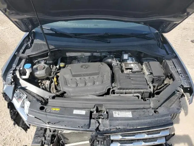 2018 VOLKSWAGEN TIGUAN SE  