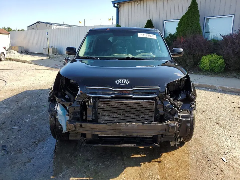 2017 KIA SOUL +  