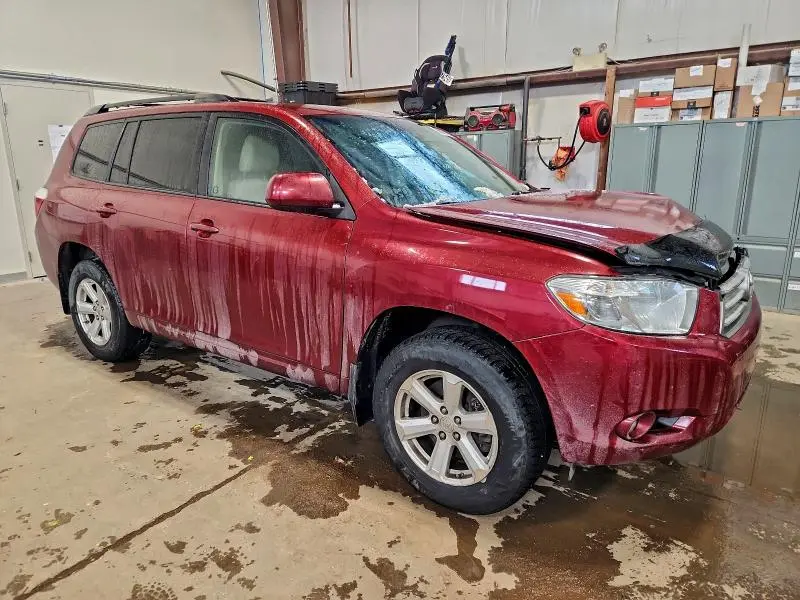 2010 TOYOTA HIGHLANDER SE  