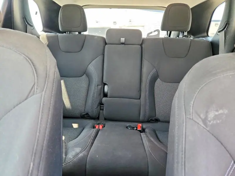2021 JEEP CHEROKEE LATITUDE  