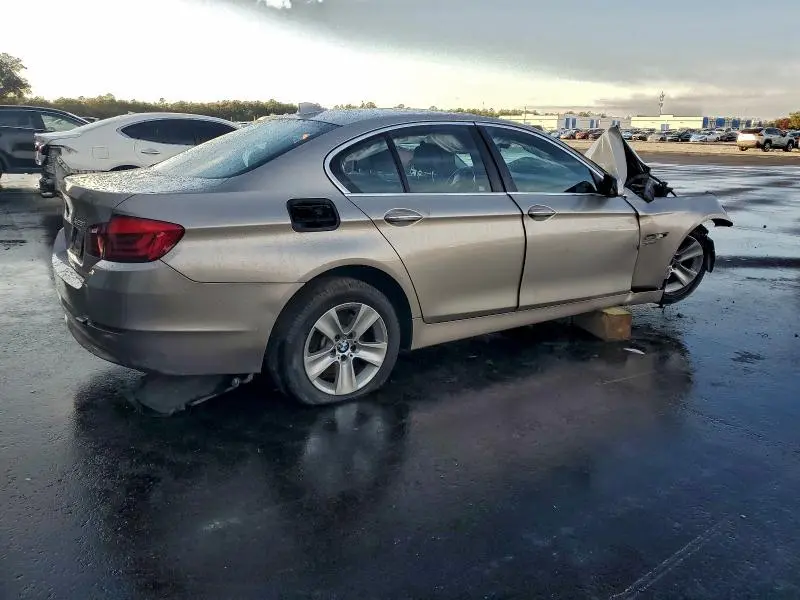 2012 BMW 528 XI  