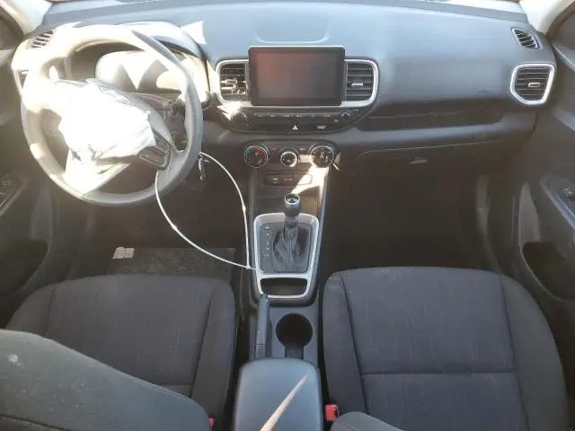 2023 HYUNDAI VENUE SE  
