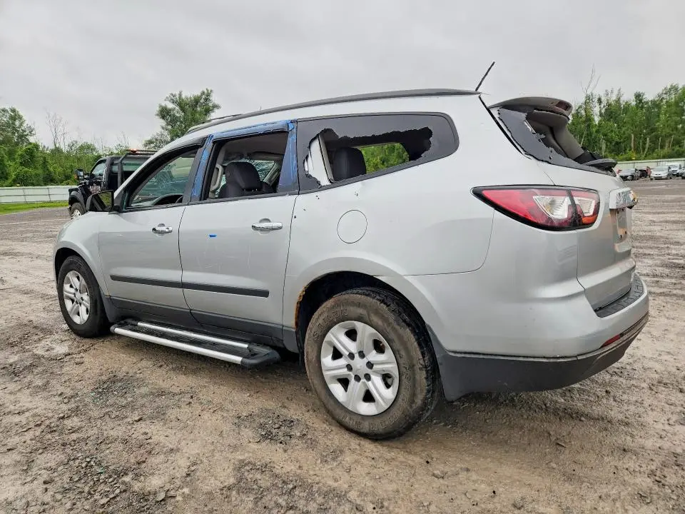 2014 CHEVROLET TRAVERSE LS  