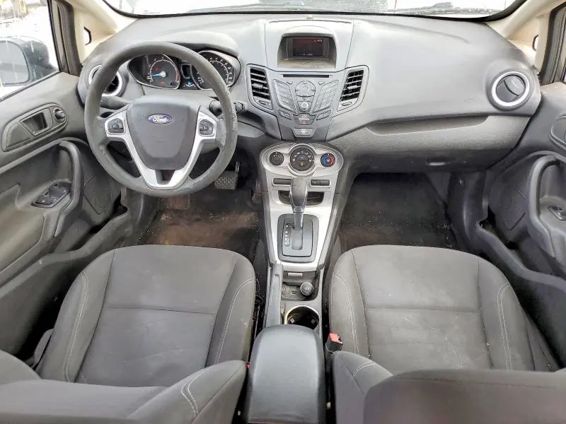 2018 FORD FIESTA SE  