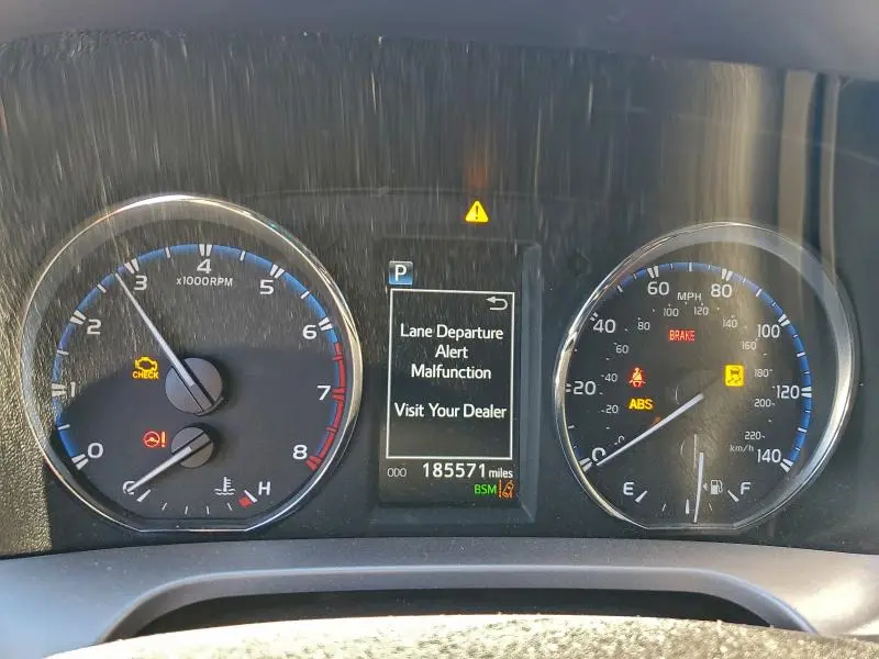 2017 TOYOTA RAV4 LIMITED  