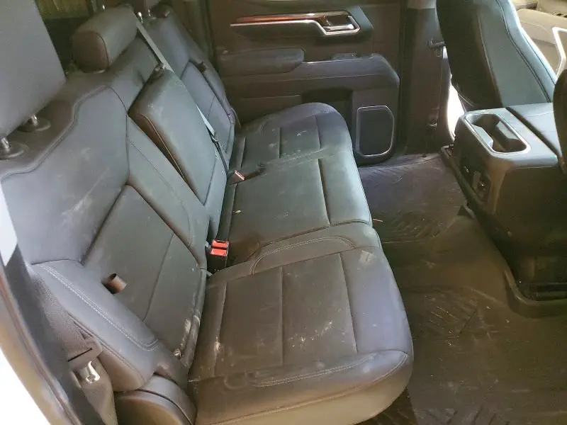 2026 CHEVROLET SILVERADO K1500 LT  