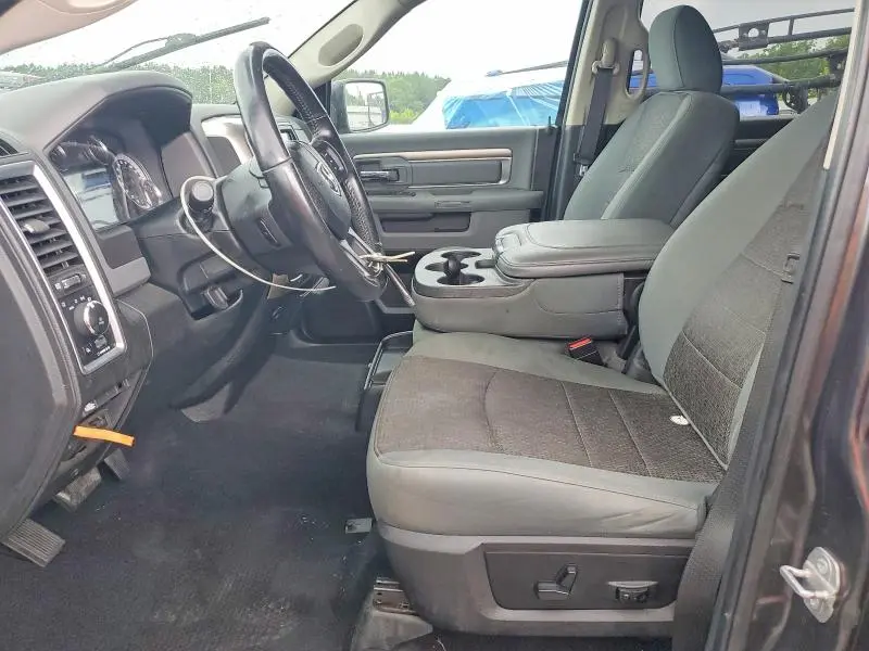 2018 RAM 1500 SLT  