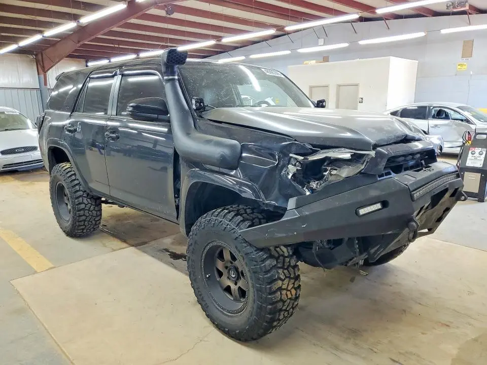 2019 TOYOTA 4RUNNER SR5 PREMIUM  