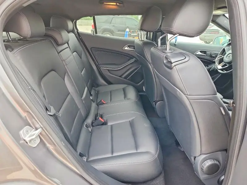 2016 MERCEDES-BENZ GLA 250  