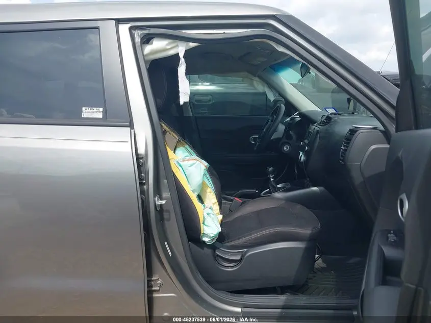 2015 KIA SOUL  