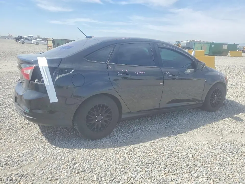 2014 FORD FOCUS SE  