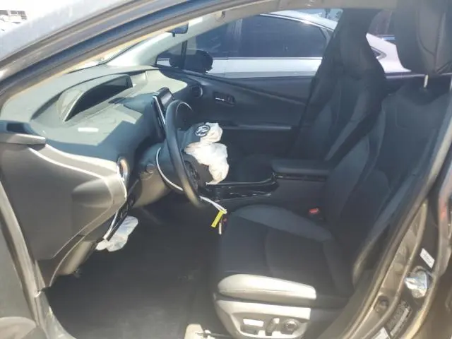 2021 TOYOTA PRIUS PRIME LE
