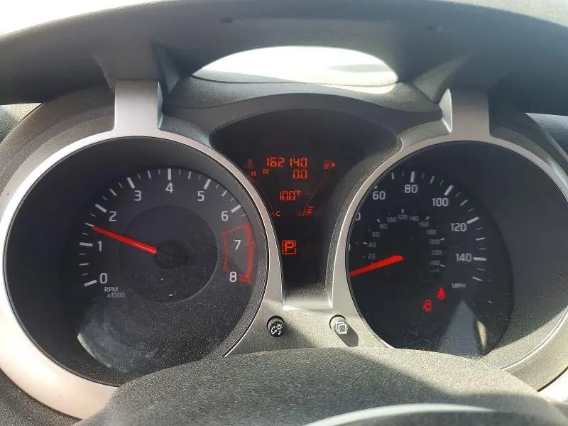 2011 NISSAN JUKE S  