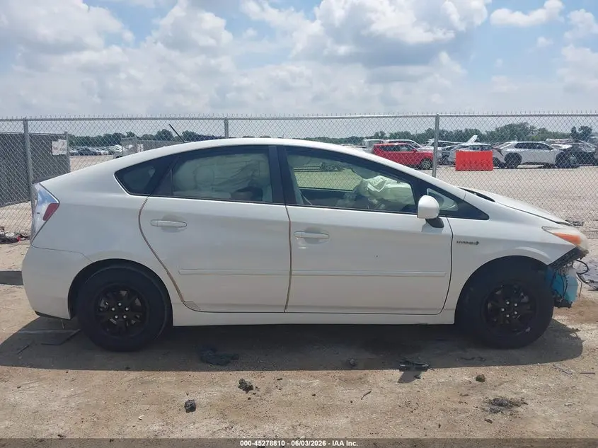 2014 TOYOTA PRIUS THREE
