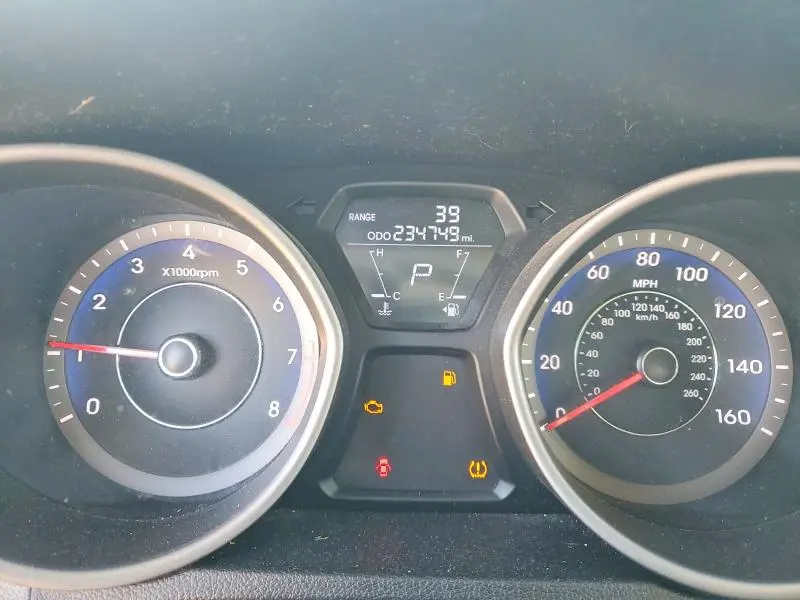 2013 HYUNDAI ELANTRA GLS  