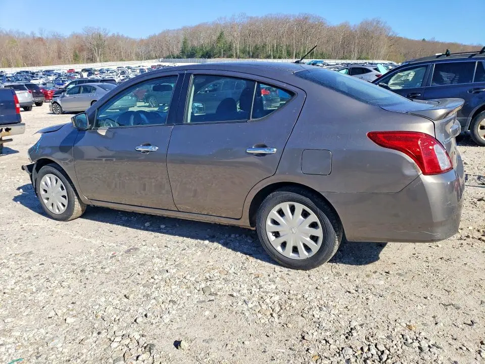 2016 NISSAN VERSA 1.6 SV  