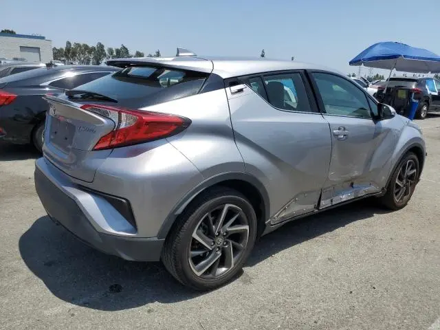 2020 TOYOTA C-HR XLE  