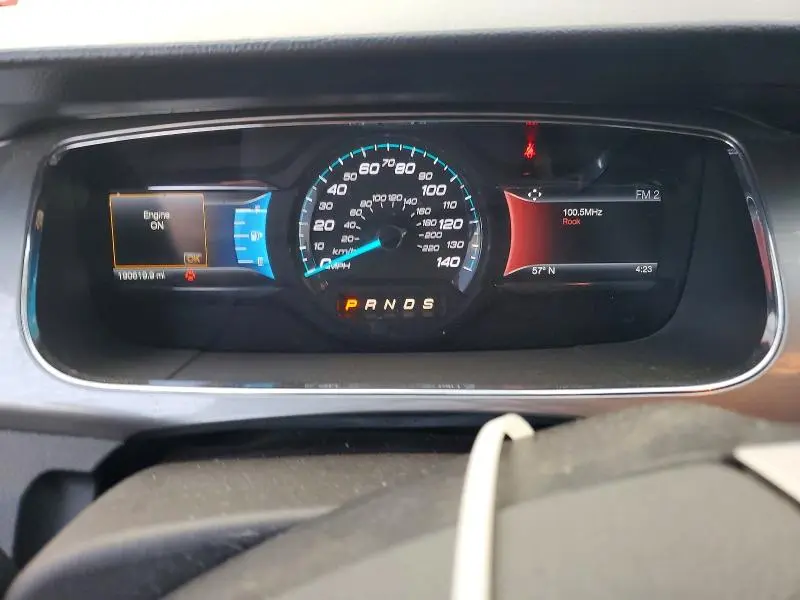 2015 FORD TAURUS SEL  