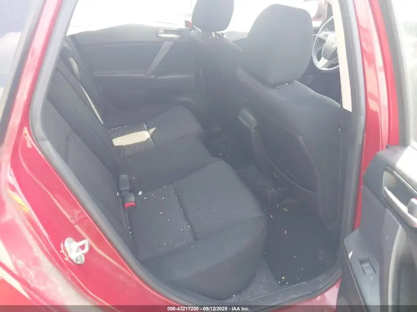 2013 MAZDA MAZDA3 I TOURING