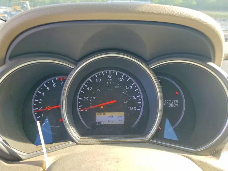 2012 NISSAN MURANO S  